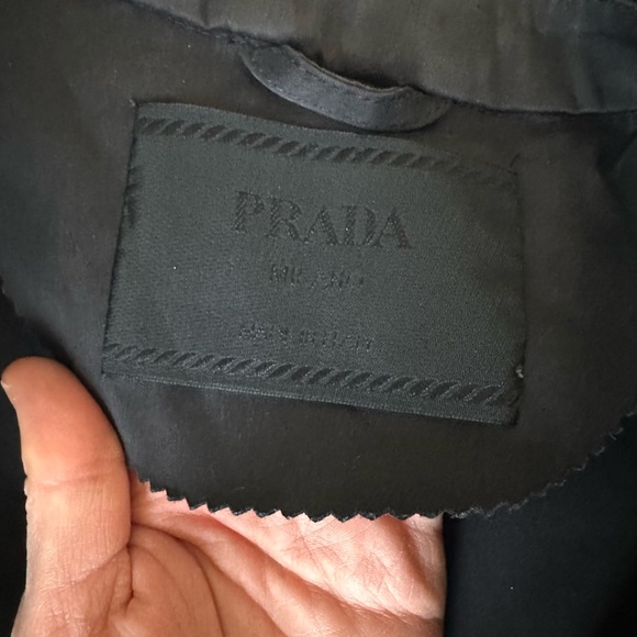 Prada rain coat - Picture 7 of 8